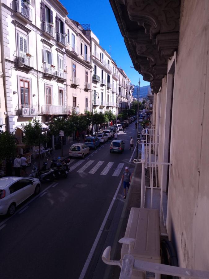 Il Balconcino Di Mary Bed & Breakfast Sorrento Luaran gambar